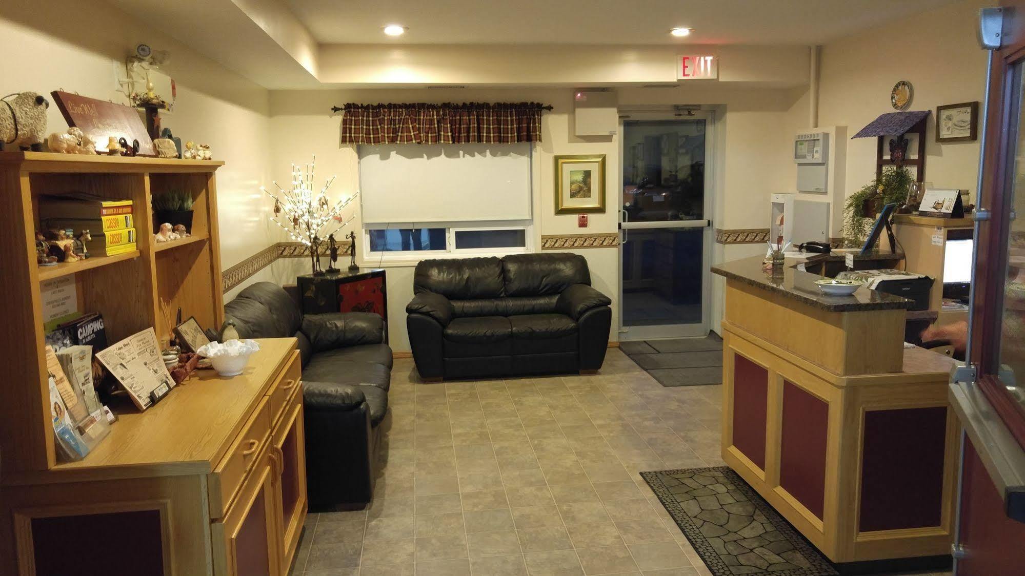 Crossfield Country Inn Екстериор снимка