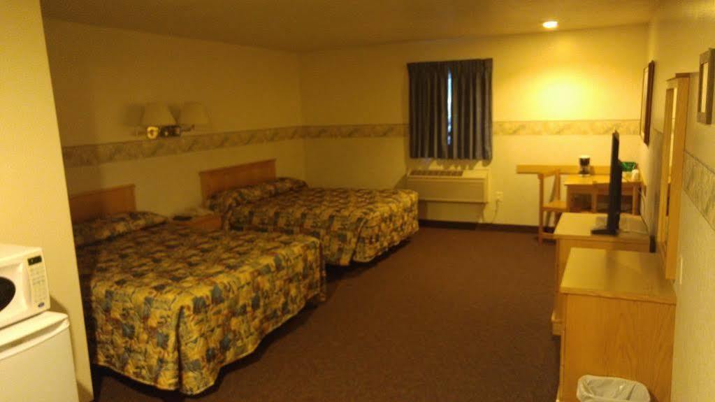 Crossfield Country Inn Екстериор снимка